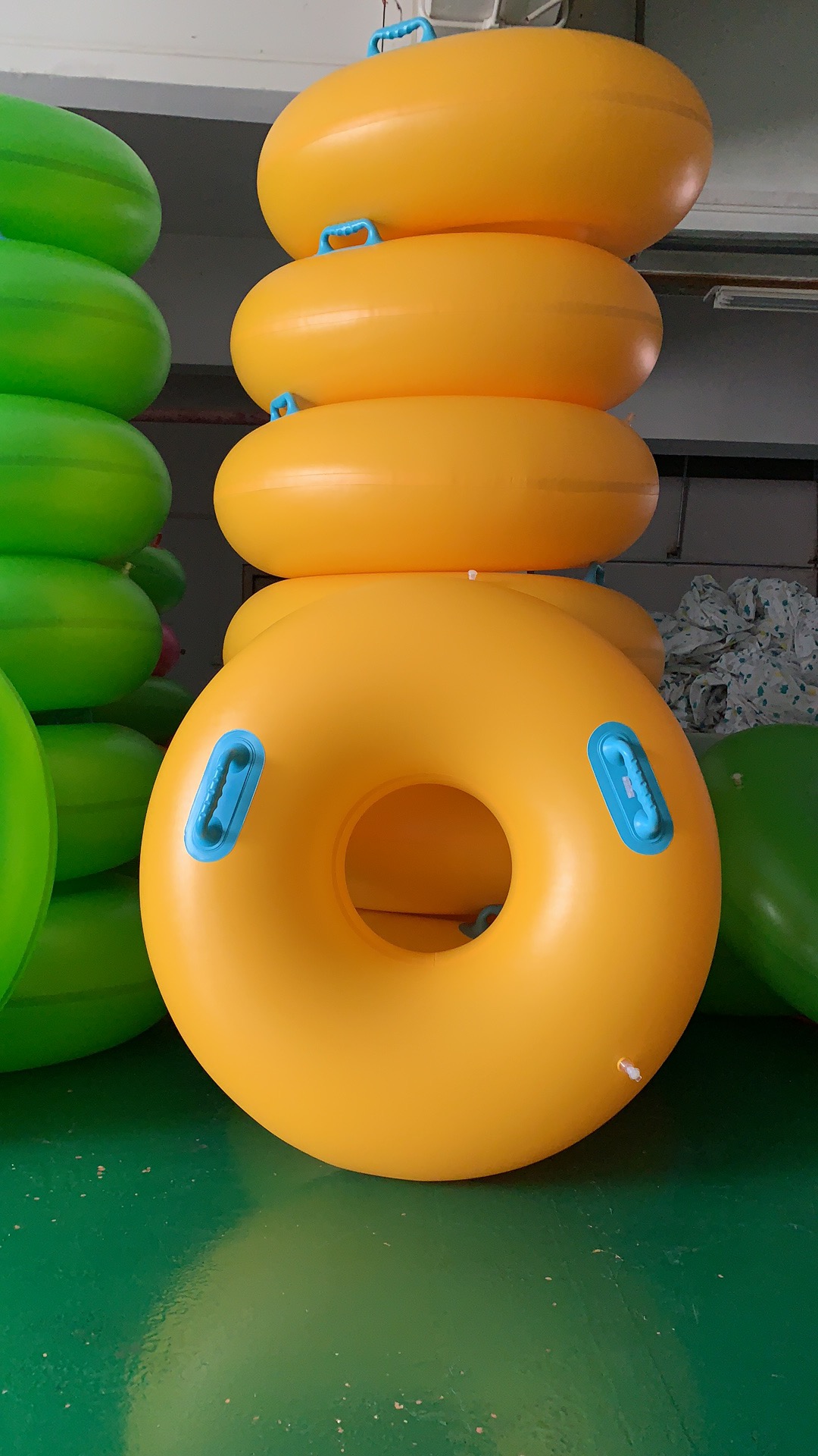 Ƥ